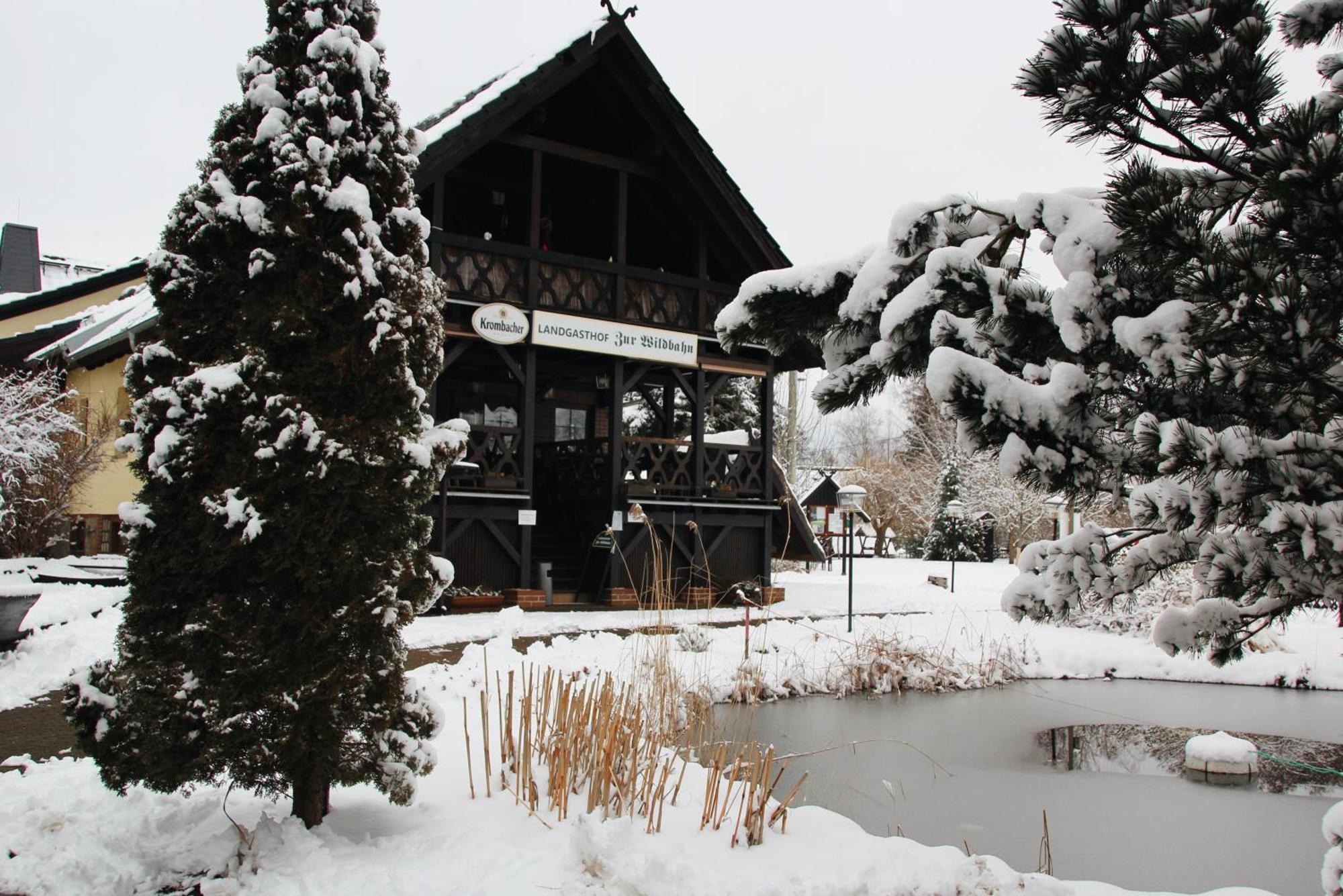 Landgasthof Zur Wildbahn ブルク エクステリア 写真